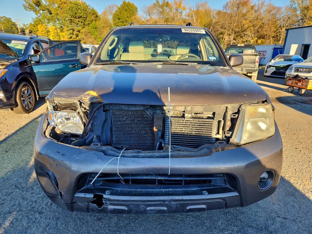 Nissan Pathfinder S Image 14