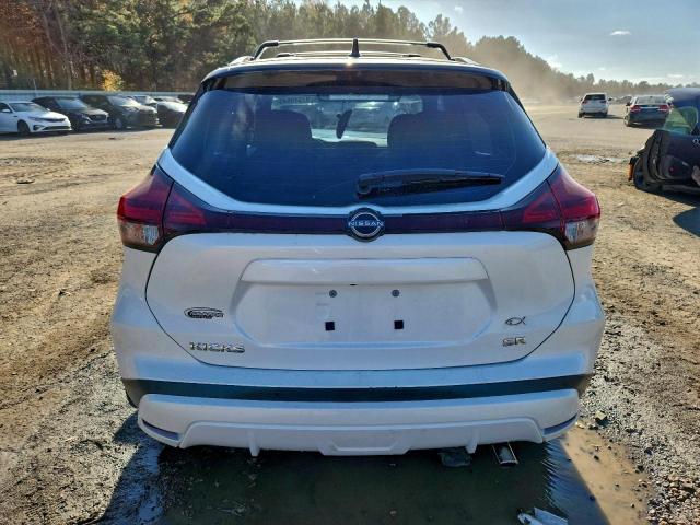 Nissan Kicks Sr Image 8