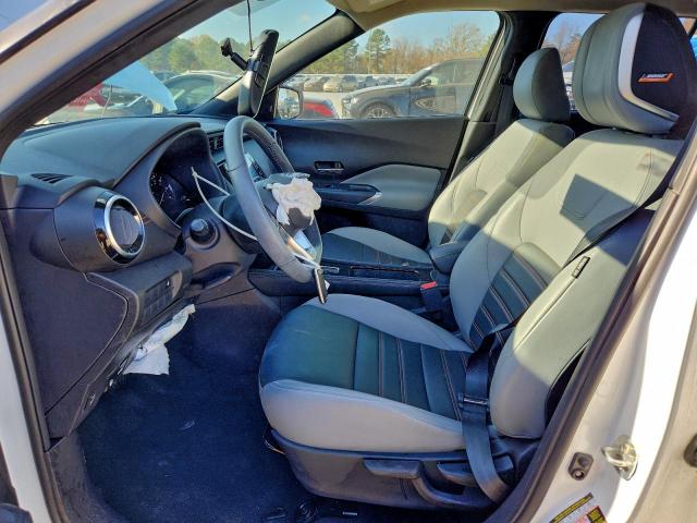 Nissan Kicks Sr Image 9