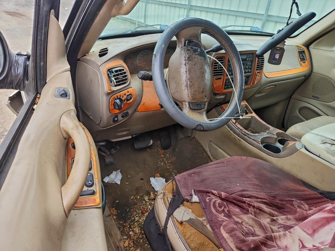 Ford Expedition Eddie Bauer Image 13