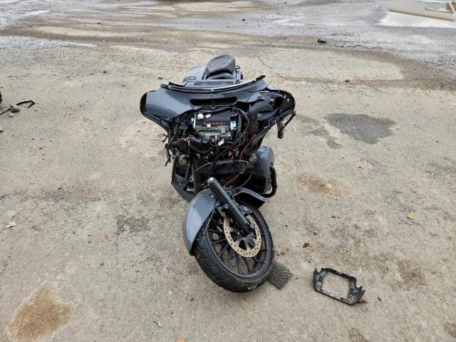 Harley-Davidson Fl Cvo Street Glide Image 8