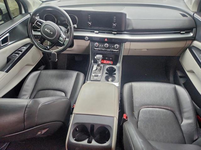 Kia Carnival Lx Image 3