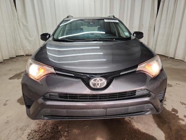 Toyota RAV4 Le Image 4