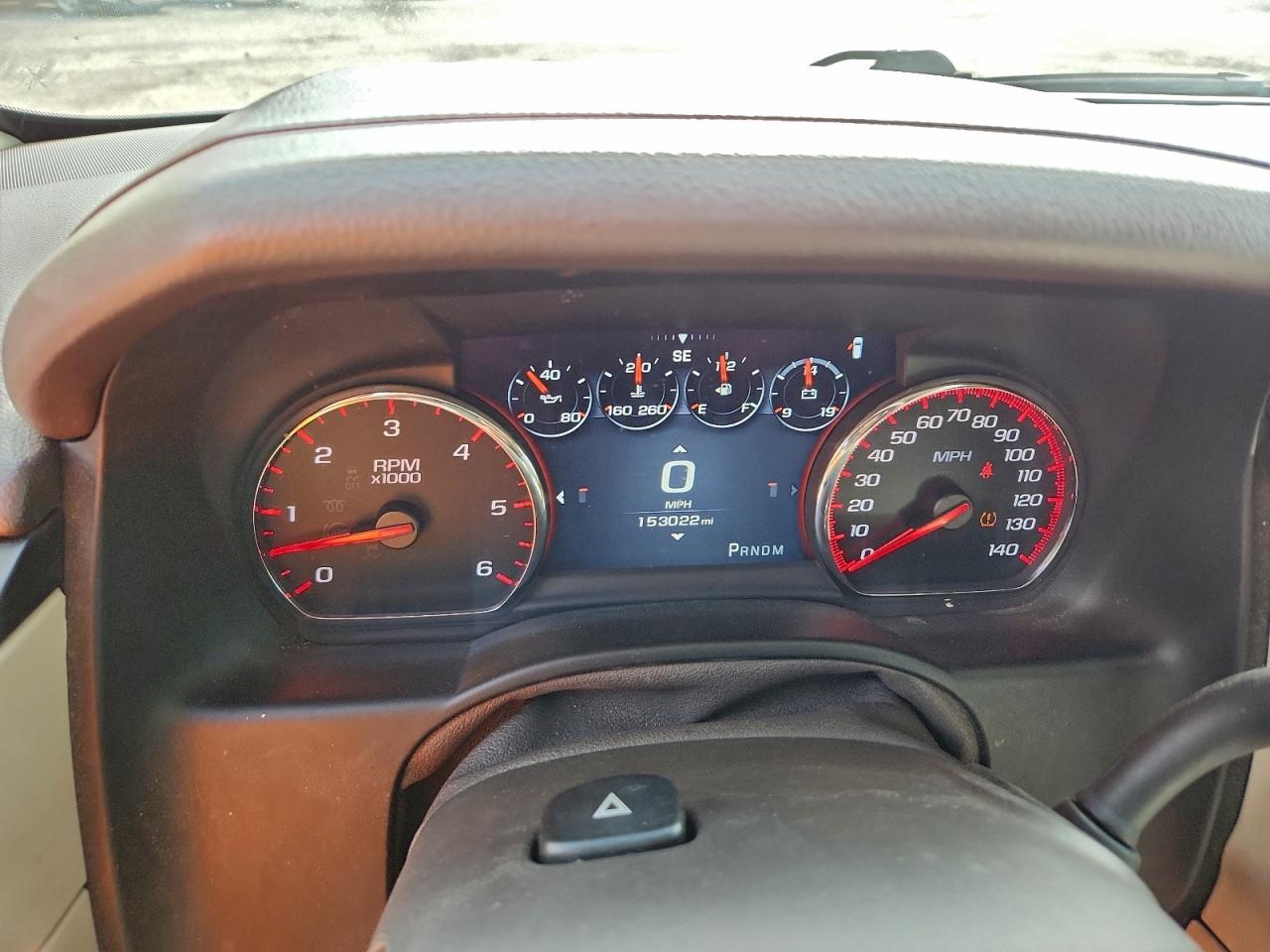 GMC Yukon Denali Image 5