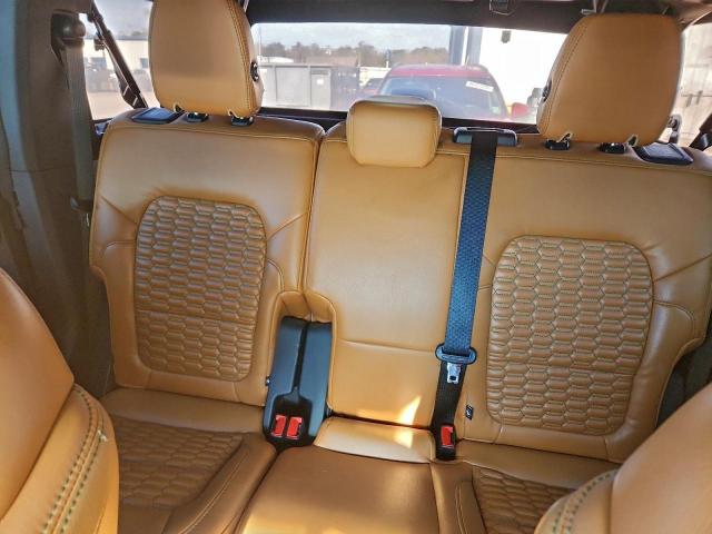 Ford Bronco Base Image 5