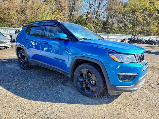 Jeep Compass Latitude Image 4