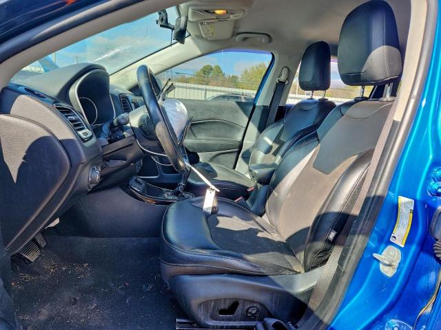 Jeep Compass Latitude Image 5