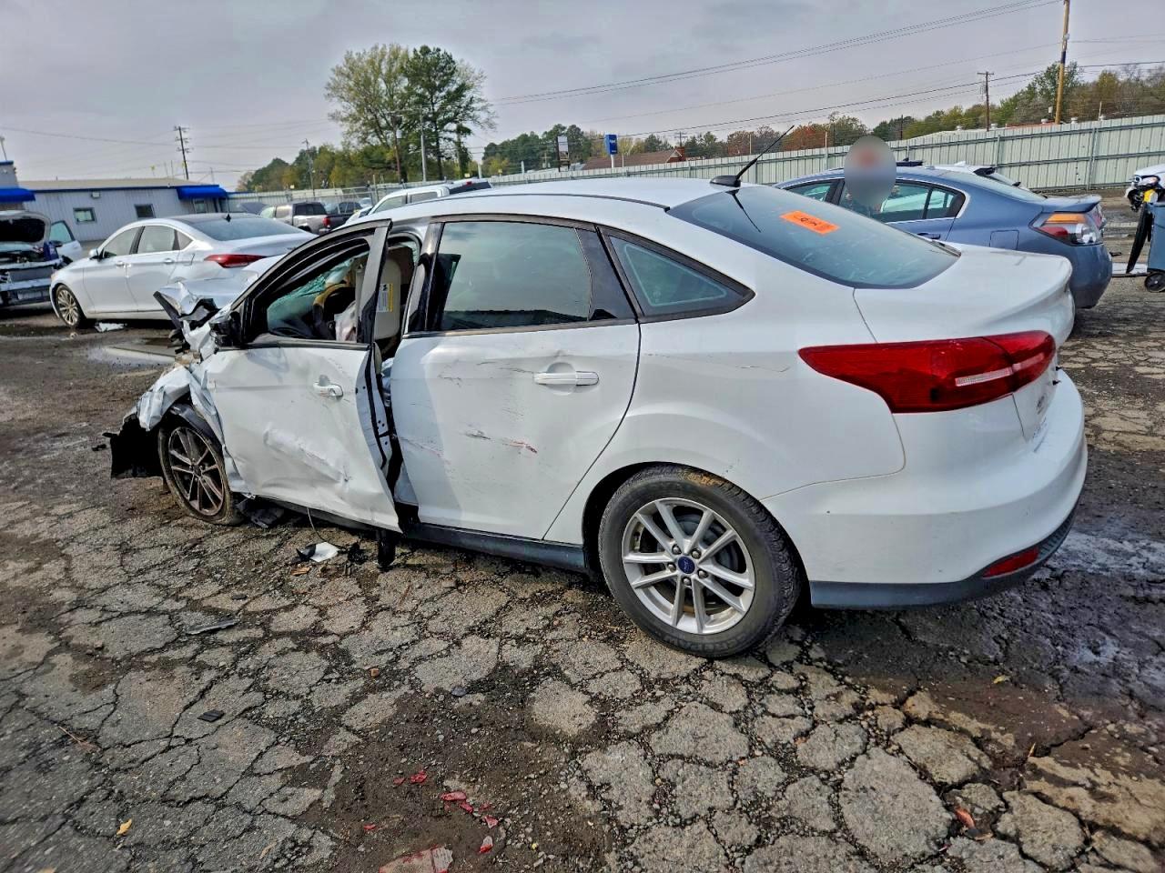 Ford Focus Se Image 3