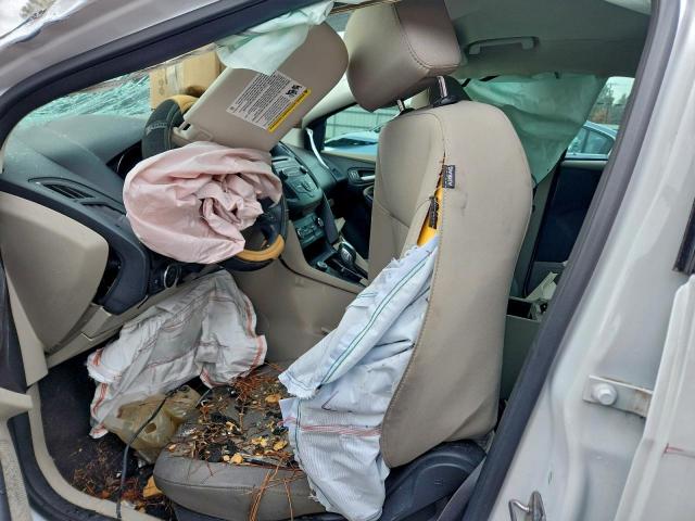 Ford Focus Se Image 10