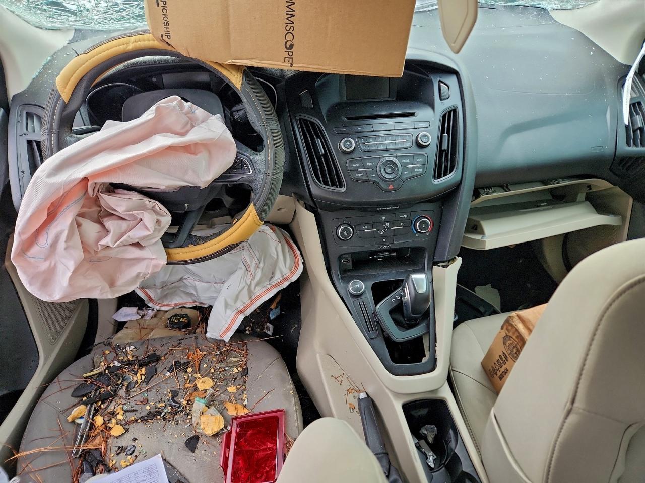 Ford Focus Se Image 8