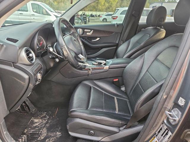 Mercedes-Benz GLC 300 Image 8