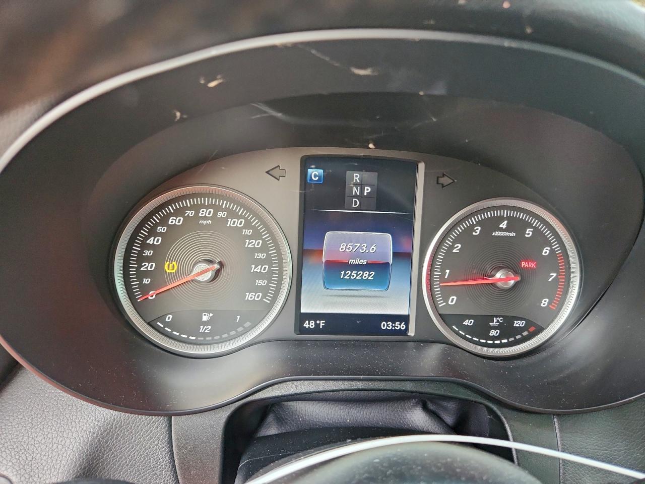 Mercedes-Benz GLC 300 Image 6