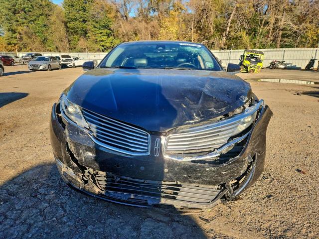 Lincoln MKZ Hybrid Image 11