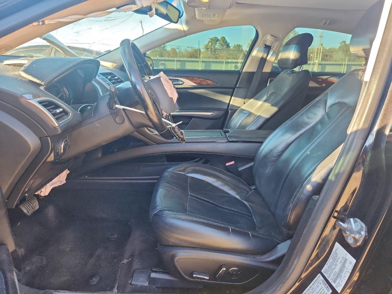 Lincoln MKZ Hybrid Image 2