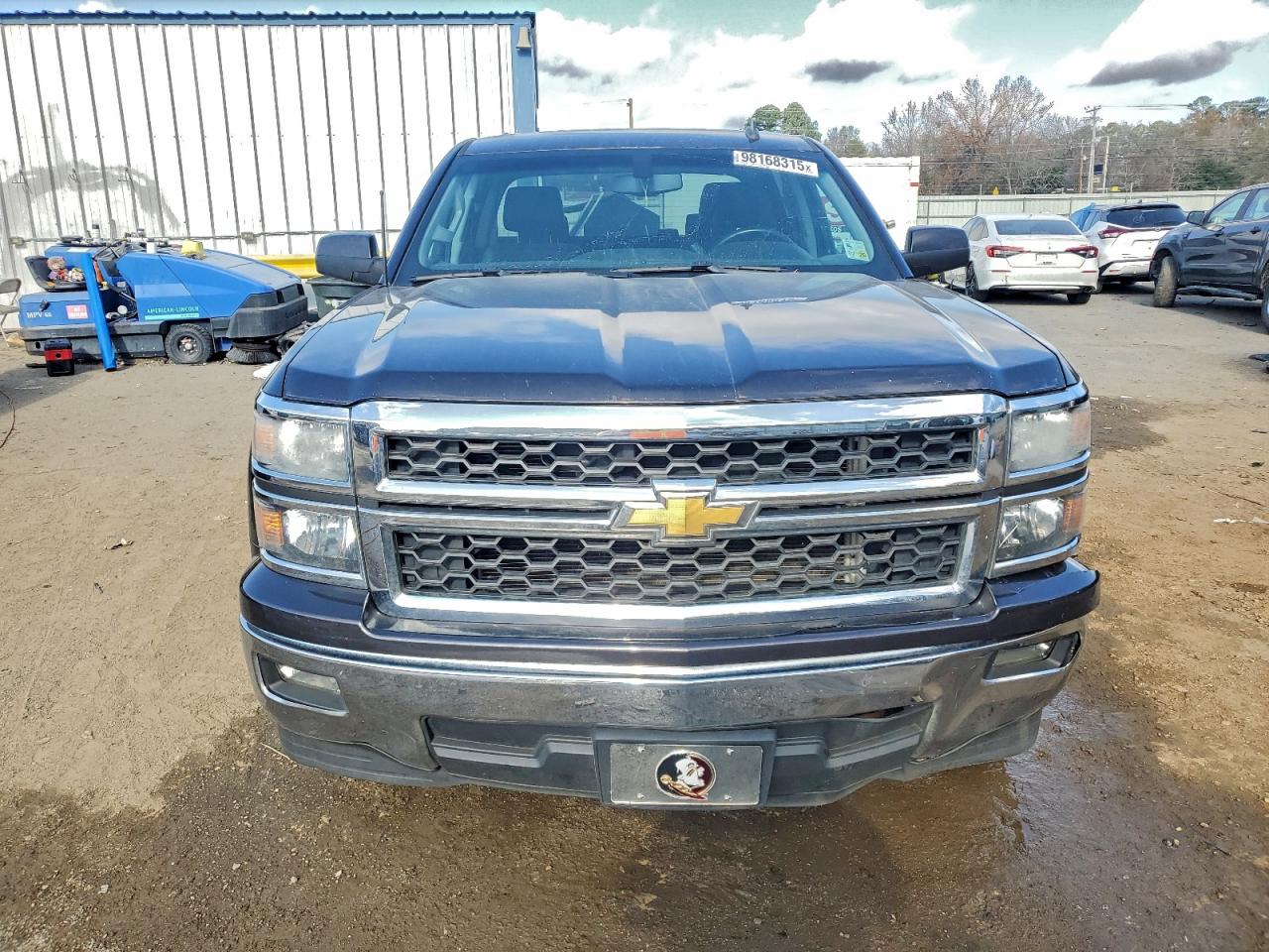 Chevrolet Silverado C1500 Lt Image 3