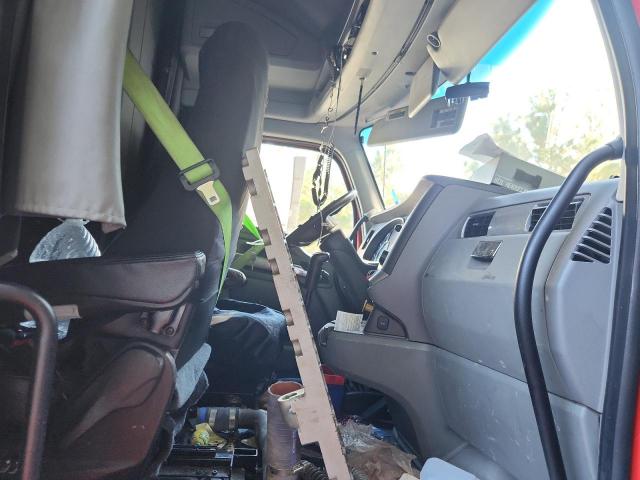 Kenworth Constructi T680 Image 2