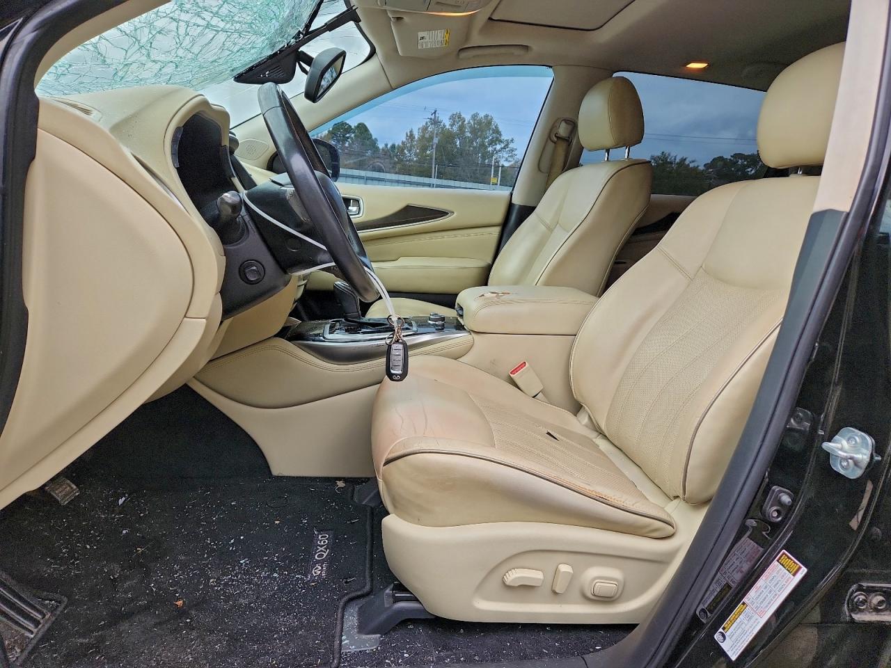 INFINITI Qx Luxe Image 3