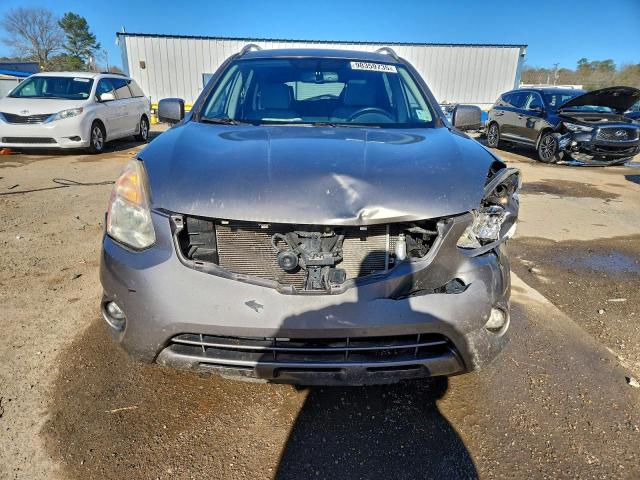 Nissan Rogue S Image 6