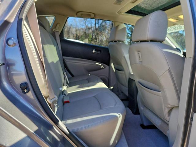 Nissan Rogue S Image 11