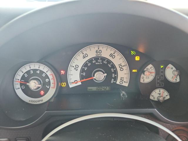 Toyota FJ Cruiser Image 10