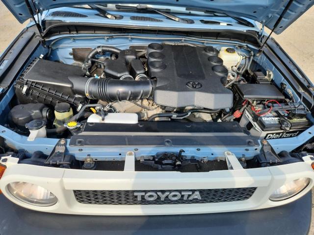 Toyota FJ Cruiser Image 8