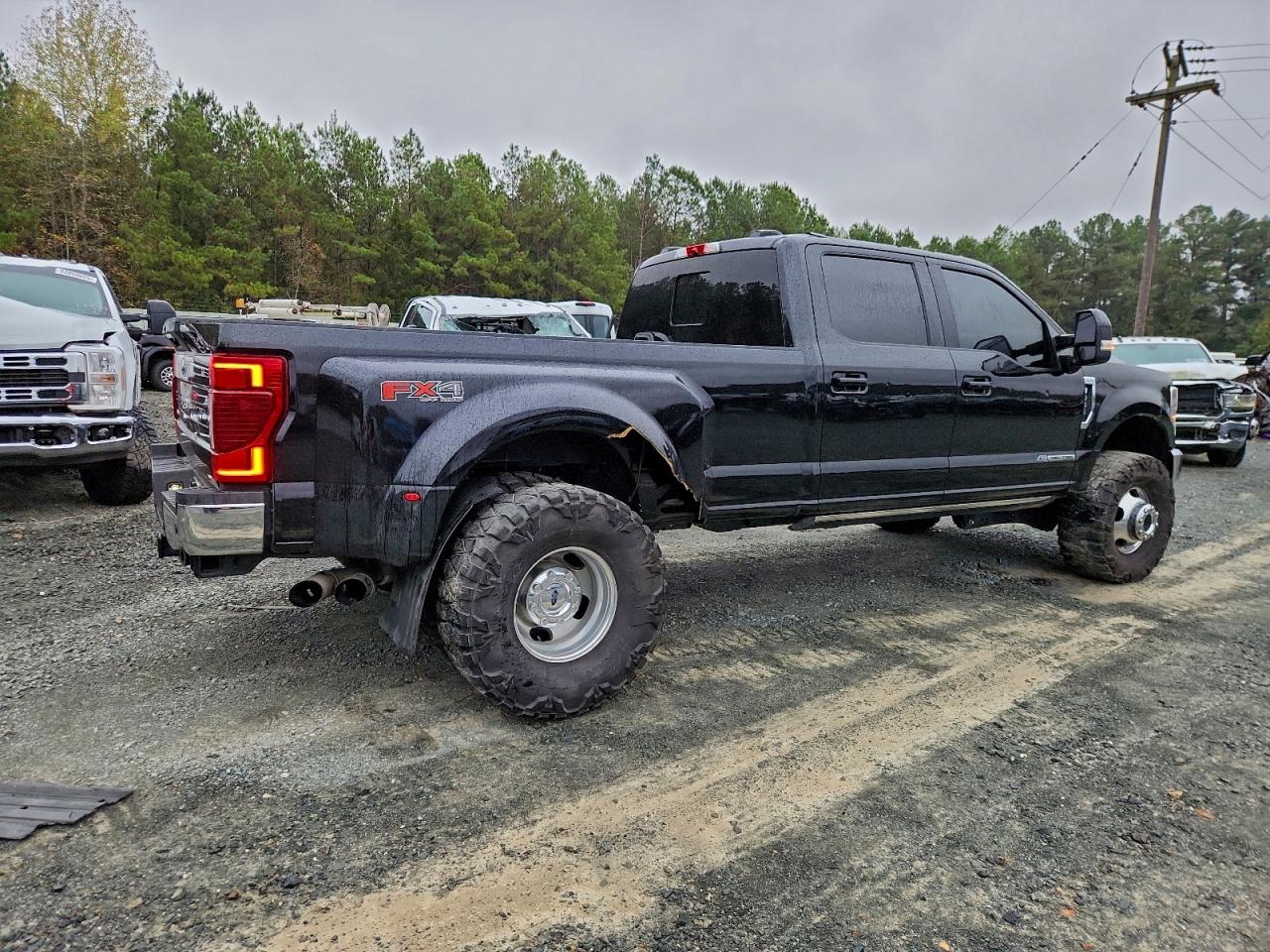 Ford F-350 Super Duty Image 12