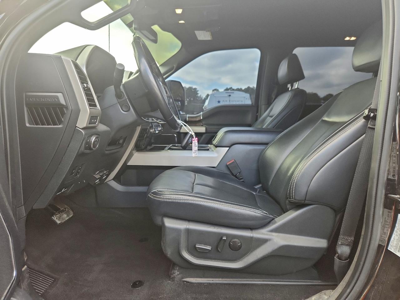 Ford F-350 Super Duty Image 6