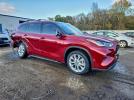 Toyota Highlander Hybrid Limited Image 2