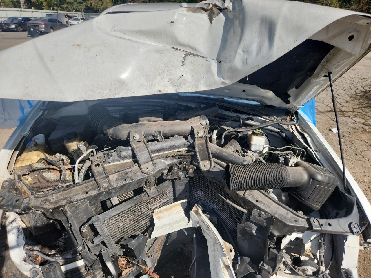 Nissan Frontier S Image 9