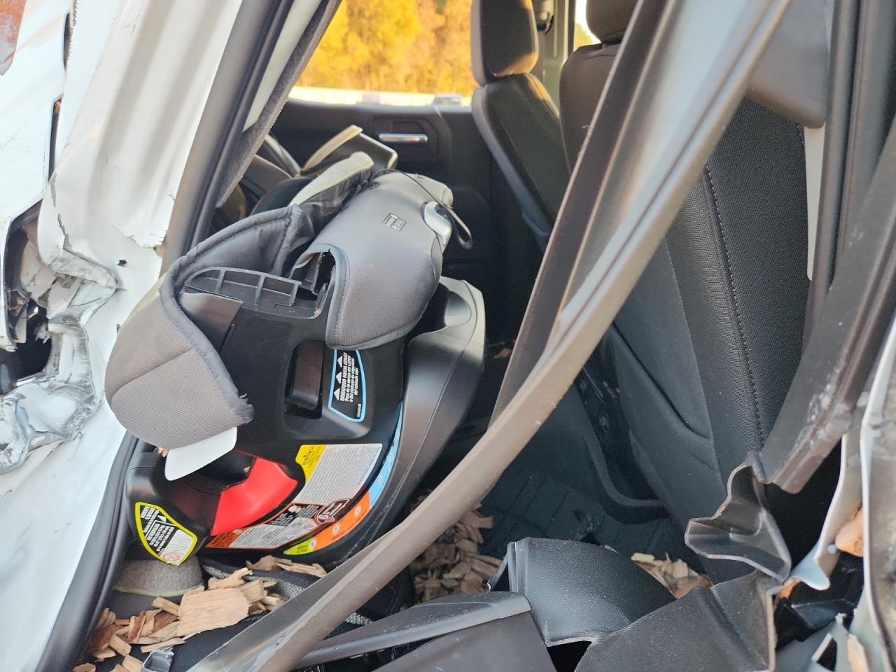 Chevrolet Silverado C1500 Custom Image 12