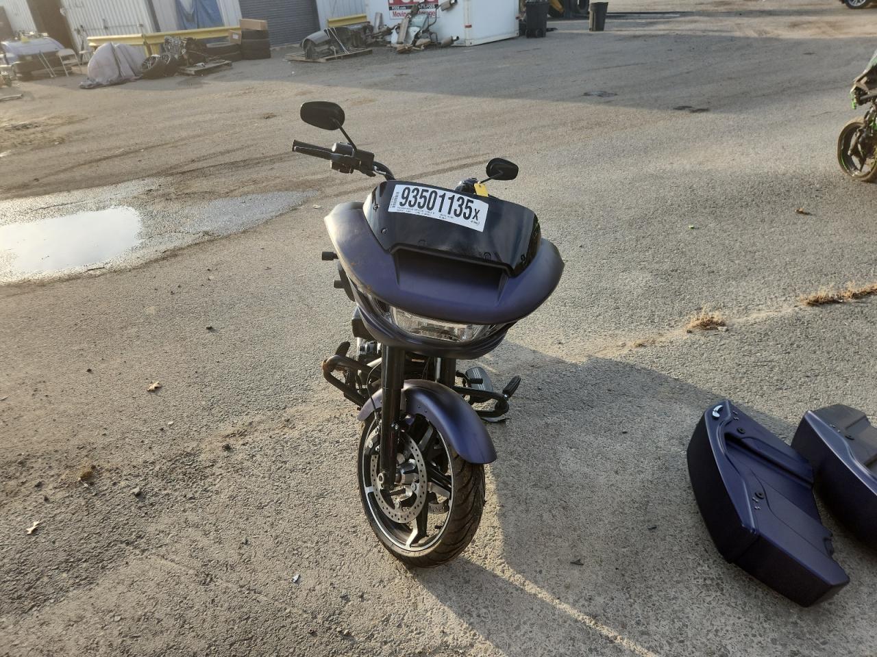 Harley-Davidson Fl Image 3