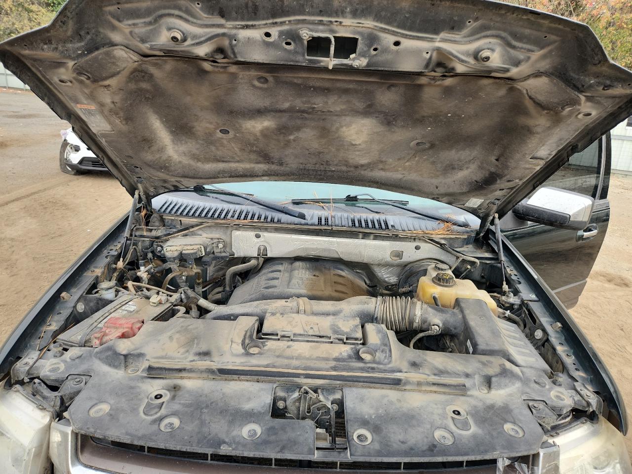 Ford Expedition Xlt Image 9