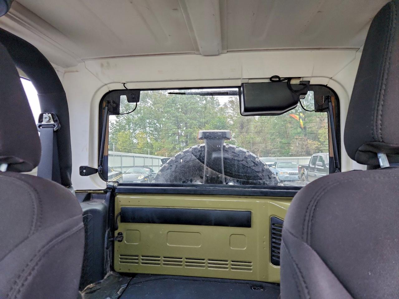 Jeep Wrangler Sport Image 8