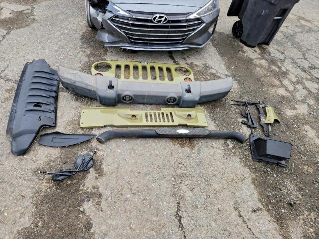 Jeep Wrangler Sport Image 11