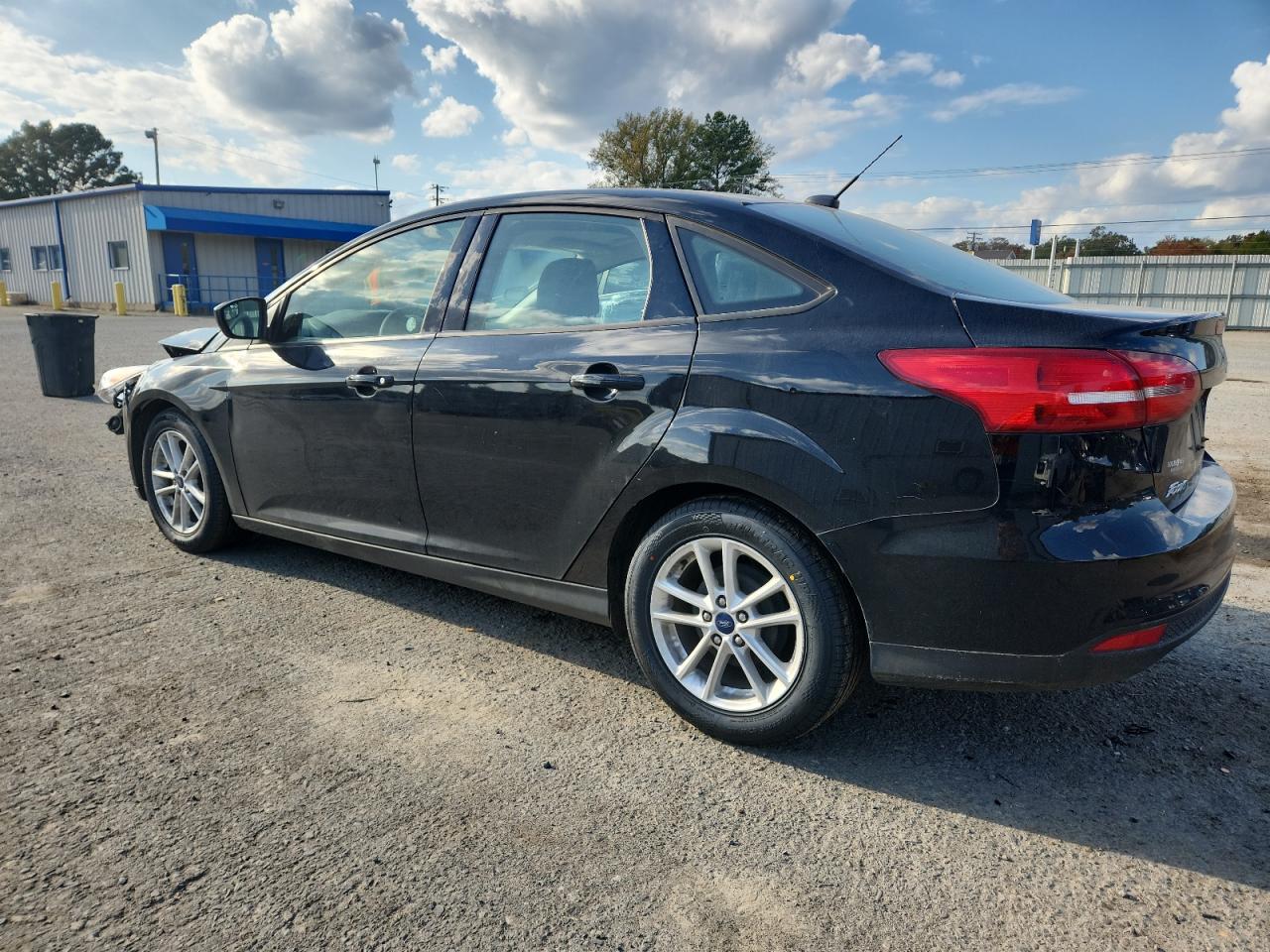 Ford Focus Se Image 8