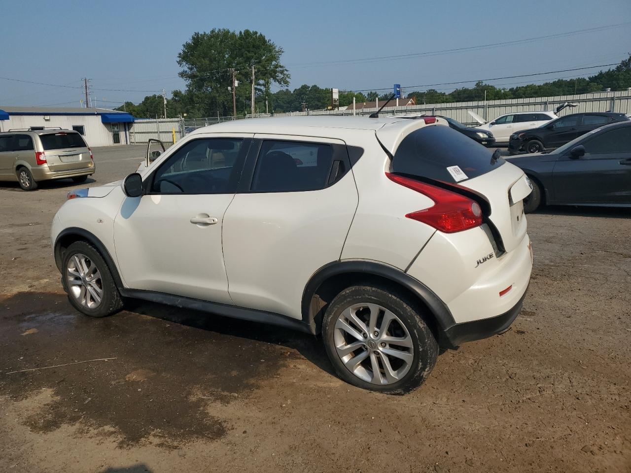 Nissan JUKE S Image 4