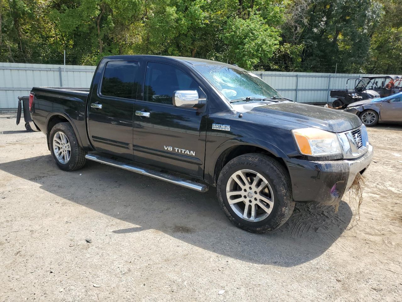 Nissan Titan S Image 10