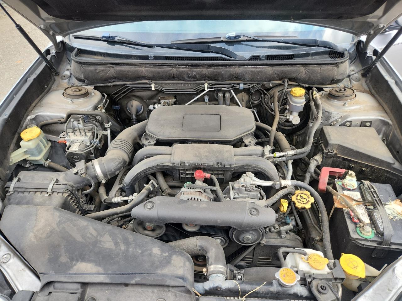 Subaru Outback 2.5i Limited Image 10