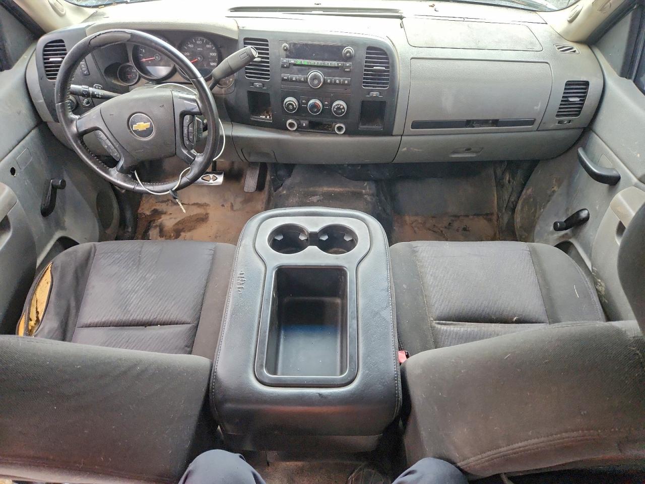 Chevrolet Silverado C1500 Image 7