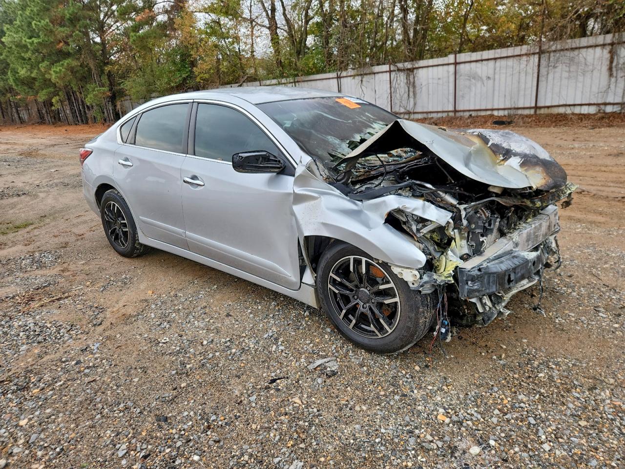 Nissan Altima 2.5 Image 3