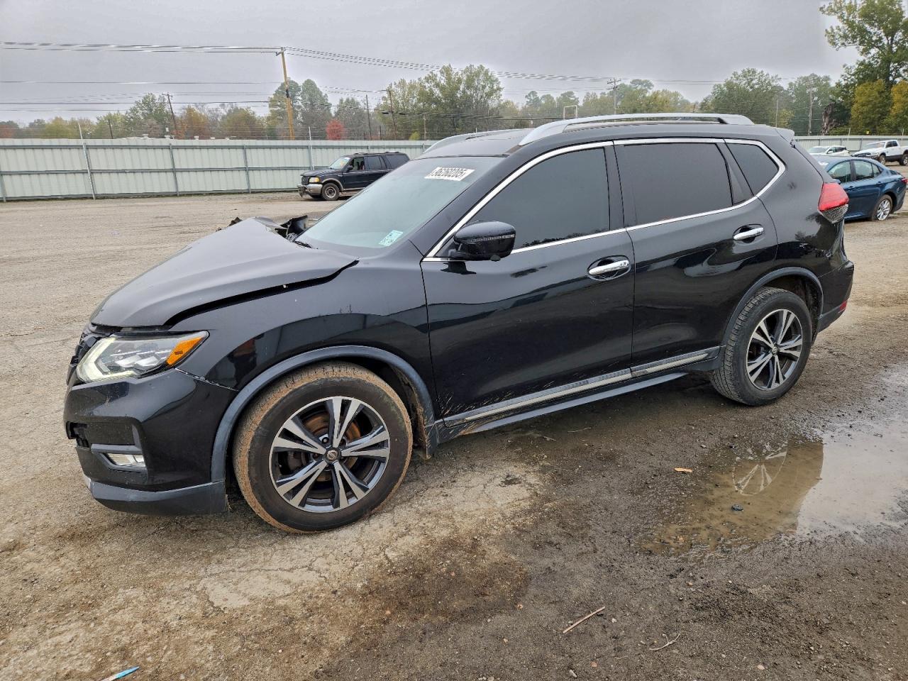 Nissan Rogue S Image 1