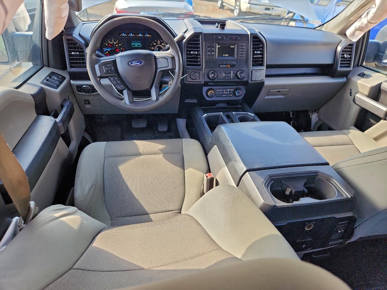 Ford F-150 Supercrew Image 11