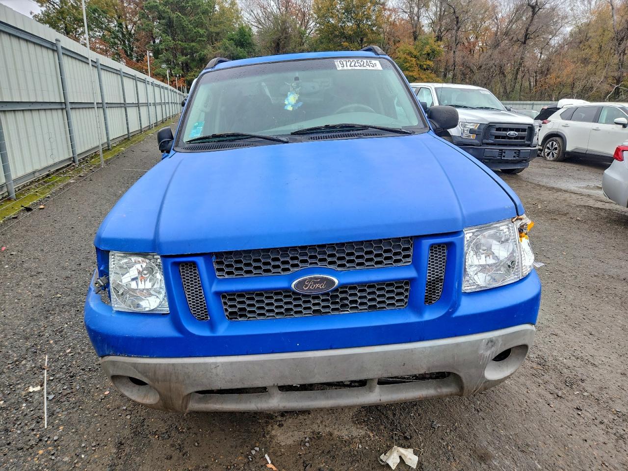 Ford Explorer Image 7