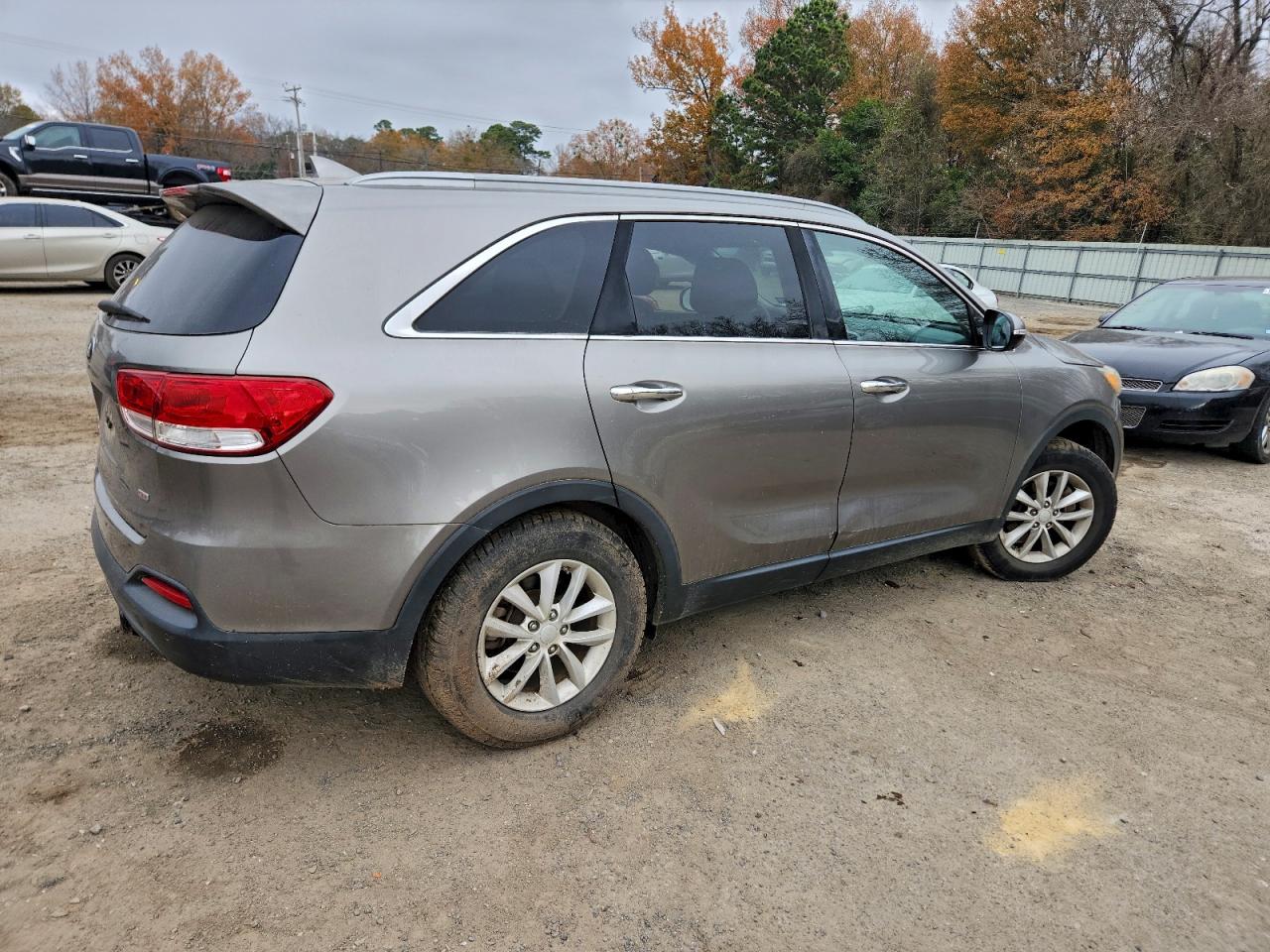 Kia Sorento Lx Image 3