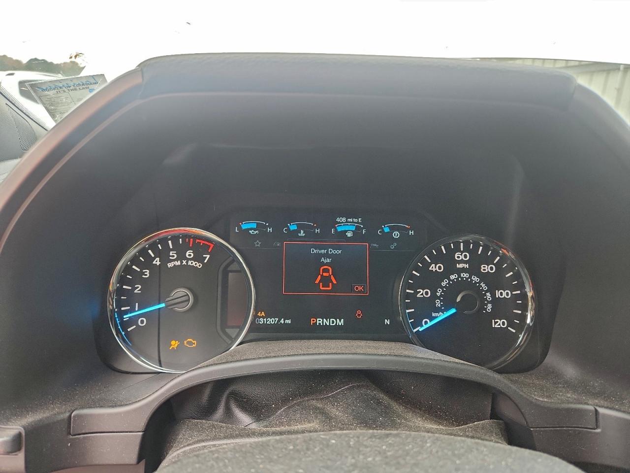 Ford F-150 Supercrew Image 11