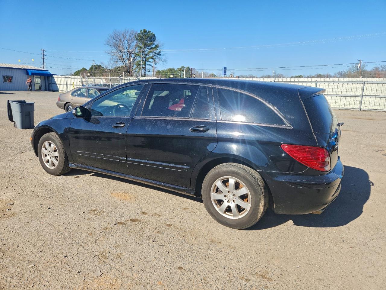 Mercedes-Benz R-Class 350 Image 3