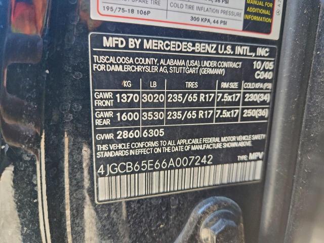 Mercedes-Benz R-Class 350 Image 12