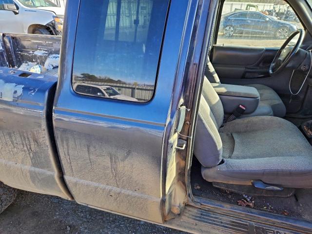 Ford Ranger Super Cab Image 6