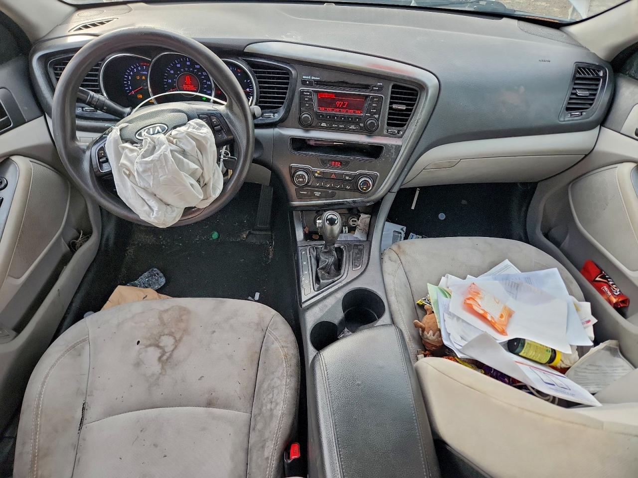 Kia Optima Lx Image 11