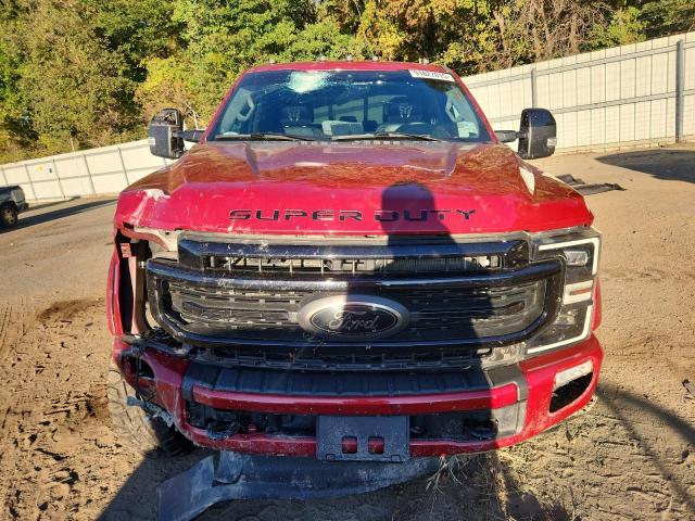 Ford F-250 Super Duty Image 4